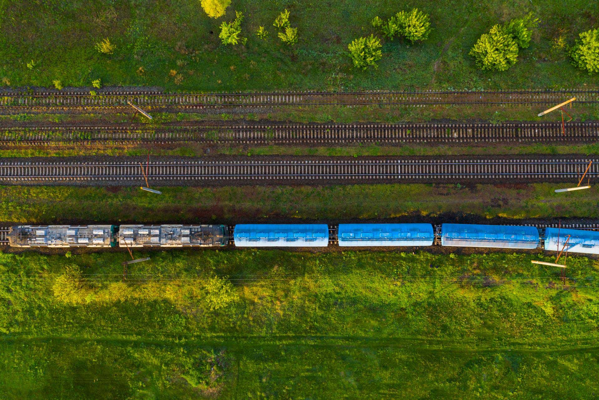 End-to-end logistics management