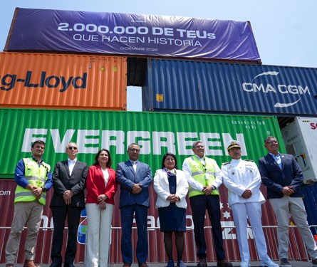 2 millones de contenedores que hacen historia y consolidan al Perú como líder portuario de la región