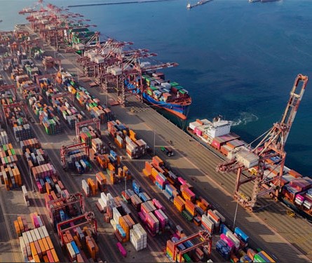 Inversiones voluntarias concentran el 45% del total invertido por DP World en el Muelle Sur del Callao