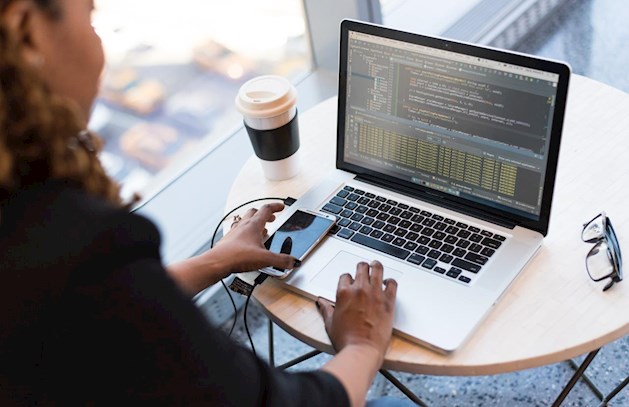 Customised logistics solutions for technology manufacturers