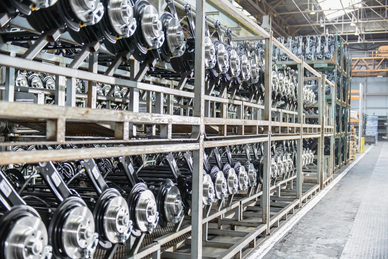 Inbound transport for automotive supply chain services